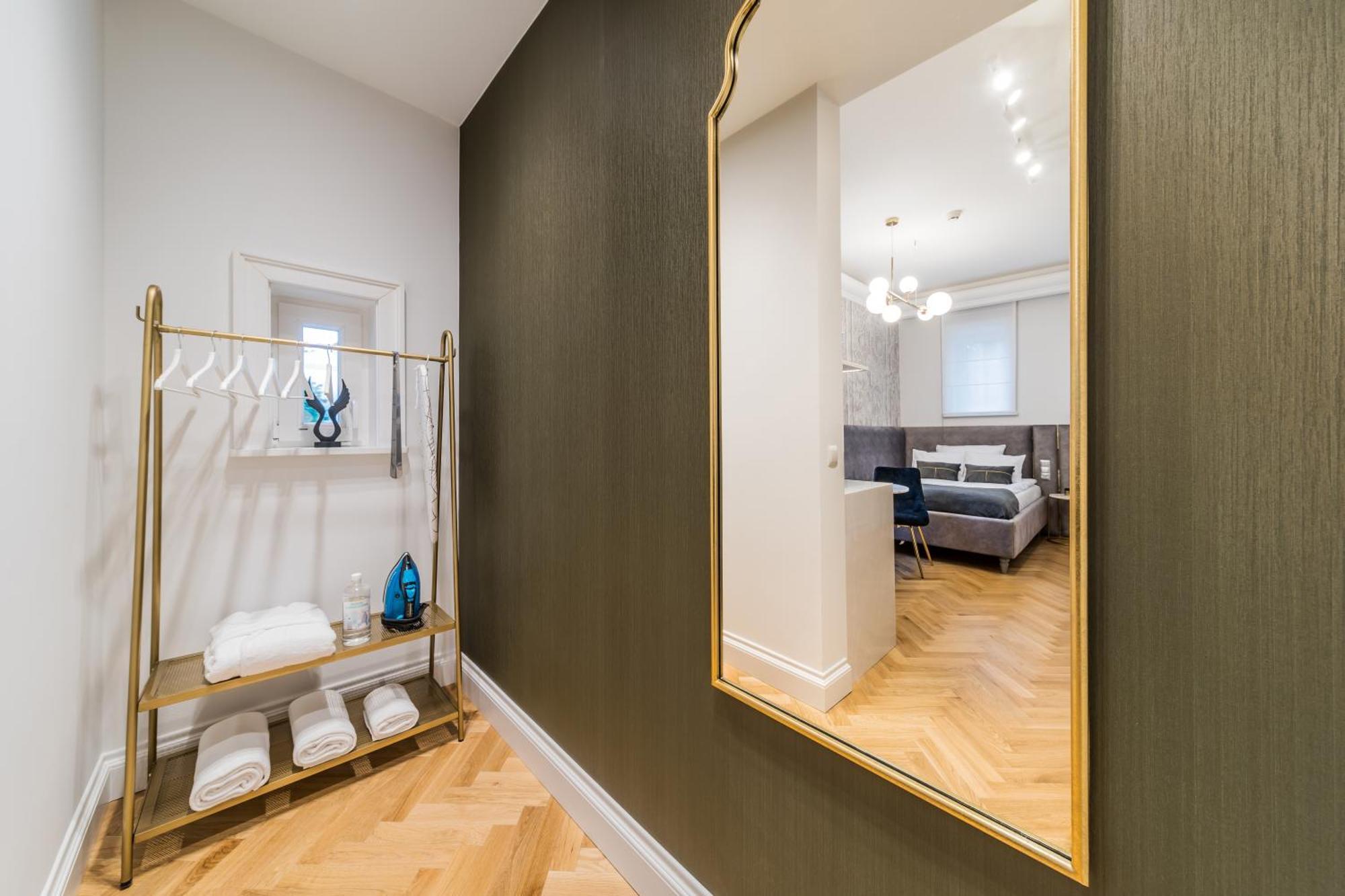 H Aparthotel Ełk Værelse billede